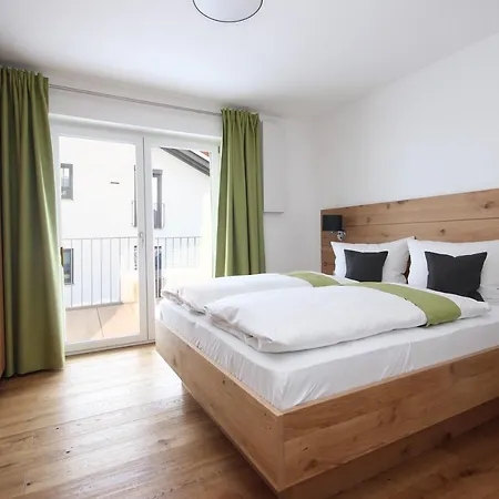 Alpenglueck * فيرتاخ