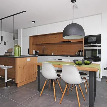 Alpenglueck * فيرتاخ